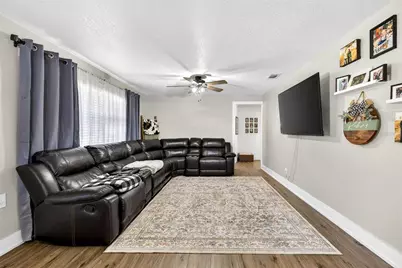 4701 W Sam Allen Rd, Plant City, FL 33565 - Photo 8