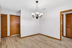 6418 Jacqueline Arbor Dr, Temple Terrace, FL 33617 - Photo 18