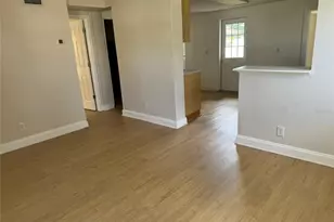 8151 61st Street N, Pinellas Park, FL 33781 - Photo 10