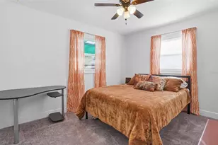 5718 18th Ave N, Saint Petersburg, FL 33710 - Photo 18