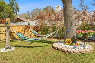 2715 Berryknoll Pl, Valrico, FL 33596 - Photo 2