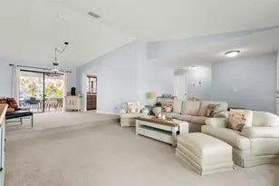 2715 Berryknoll Pl, Valrico, FL 33596 - Photo 10