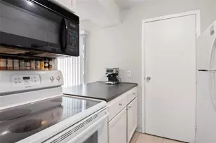 4215 E Bay Dr, Clearwater, FL 33764 - Photo 12