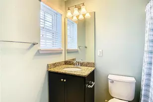 4907 White Sanderling Ct, Tampa, FL 33619 - Photo 20