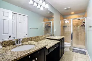 4907 White Sanderling Ct, Tampa, FL 33619 - Photo 14
