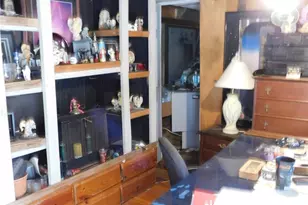 40211 Friar Tuck Trail, Zephyrhills, FL 33540 - Photo 10