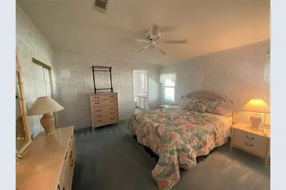 36722 Strand Dr, Zephyrhills, FL 33542 - Photo 20