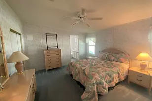 36722 Strand Dr, Zephyrhills, FL 33542 - Photo 20