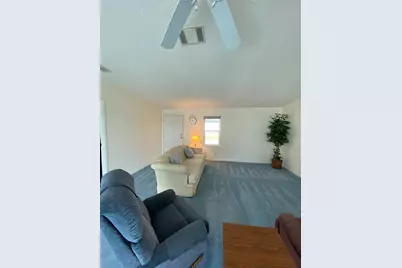 36722 Strand Dr, Zephyrhills, FL 33542 - Photo 12