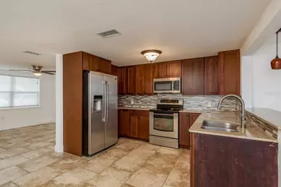 4233 Belle Isle Court, New Port Richey, FL 34653 - Photo 10