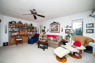 11696 Parkview Ln, Seminole, FL 33772 - Photo 18