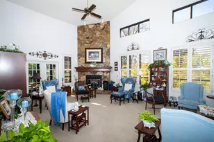 11696 Parkview Ln, Seminole, FL 33772 - Photo 6