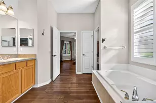 15036 Eaglerise Dr, Lithia, FL 33547 - Photo 52