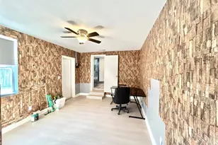 2720 Edwards Ave S, Saint Petersburg, FL 33705 - Photo 18