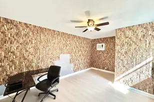 2720 Edwards Ave S, Saint Petersburg, FL 33705 - Photo 16