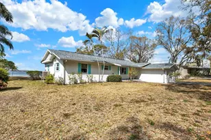 400 Shore Dr E, Oldsmar, FL 34677 - Photo 4