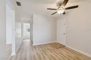 3838 37th St S, Saint Petersburg, FL 33711 - Photo 14