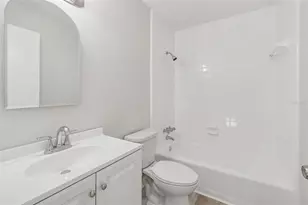 3838 37th St S, Saint Petersburg, FL 33711 - Photo 18