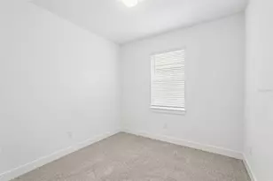 9927 Johnson Oaks Gln, Parrish, FL 34219 - Photo 14