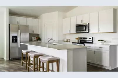 36735 Thornhedge Drive, Zephyrhills, FL 33541 - Photo 2