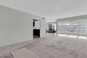 225 Country Club Dr, Largo, FL 33771 - Photo 6