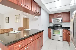 3712 W Wisconsin Ave, Tampa, FL 33611 - Photo 18