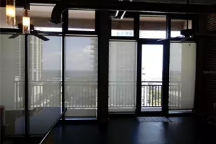 175 E 2nd Street S, Saint Petersburg, FL 33701 - Photo 4