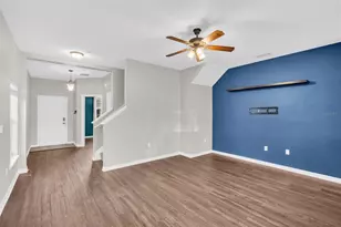 1943 Greenwood Valley Dr, Plant City, FL 33563 - Photo 14