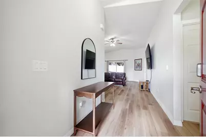 37142 Highland Bluff Circle, Dade City, FL 33523 - Photo 2