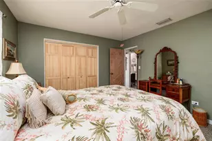 349 89th Ave NE, Saint Petersburg, FL 33702 - Photo 14