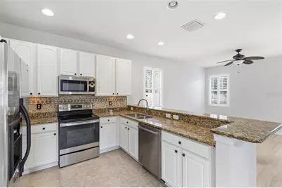 17423 New Cross Circle, Lithia, FL 33547 - Photo 10