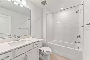 9928 Johnson Oaks Gln, Parrish, FL 34219 - Photo 16