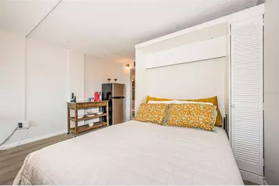 4650 Cove Circle #406, Saint Petersburg, FL 33708 - Photo 26