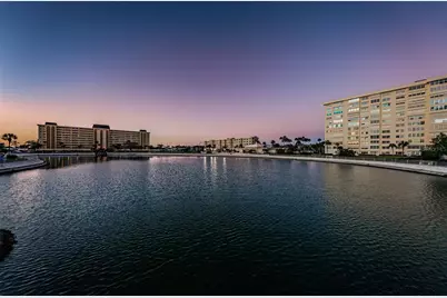 4650 Cove Circle #406, Saint Petersburg, FL 33708 - Photo 52