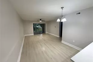 2682 Sabal Springs Cir, Clearwater, FL 33761 - Photo 16