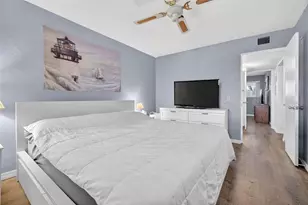 2021 Australia Way W, Clearwater, FL 33763 - Photo 14