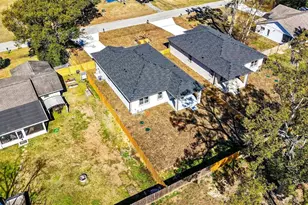 284 Roosevelt Ave, Masaryktown, FL 34604 - Photo 64