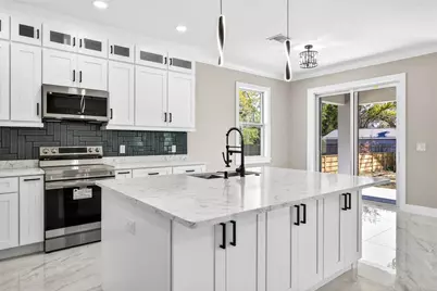 284 Roosevelt Avenue, Masaryktown, FL 34604 - Photo 20