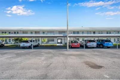 5347 81st Lane #24, Saint Petersburg, FL 33709 - Photo 2