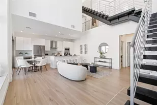 1343 4th St, Sarasota, FL 34236 - Photo 2