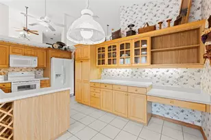 3079 Branch Dr, Clearwater, FL 33760 - Photo 14