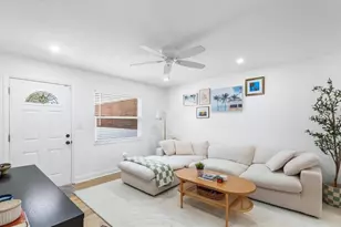 6801 20th St N, Saint Petersburg, FL 33702 - Photo 4