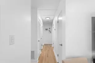 6801 20th St N, Saint Petersburg, FL 33702 - Photo 32