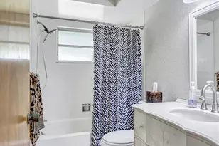 2955 Briar Cliff Dr, Palm Harbor, FL 34684 - Photo 24