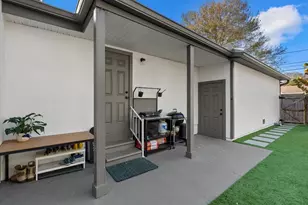 343 37th Ave NE, Saint Petersburg, FL 33704 - Photo 24