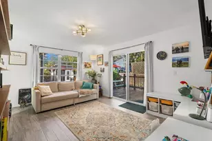 343 37th Ave NE, Saint Petersburg, FL 33704 - Photo 10