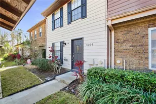 5306 Ridgewell Ct, Tampa, FL 33624 - Photo 2