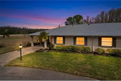 2102 Hembury Place SE #34, Sun City Center, FL 33573 - Photo 8