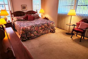 205 Dogwood Cir, Seminole, FL 33777 - Photo 12