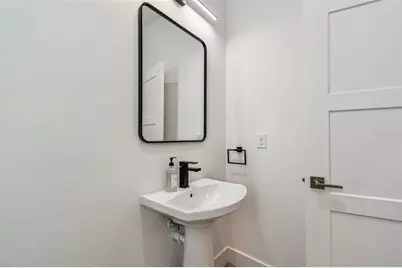 3840 Pompano Drive SE, Saint Petersburg, FL 33705 - Photo 50